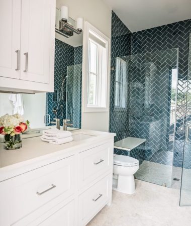 Wooden Cropped Spanish Oaks