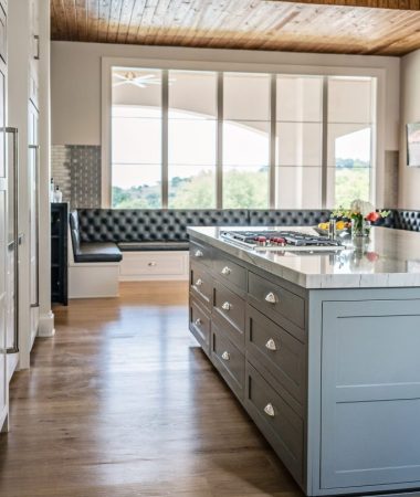 Wooden Cropped Spanish Oaks