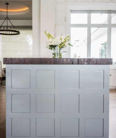 Wooden Cropped Spanish Oaks