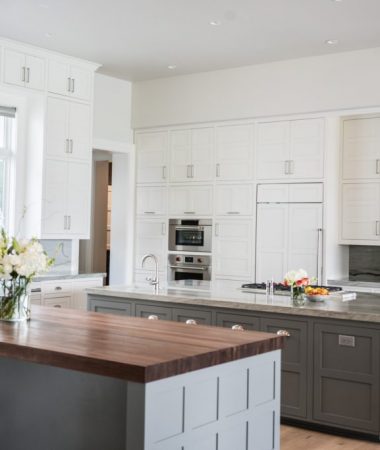 Wooden Cropped Spanish Oaks